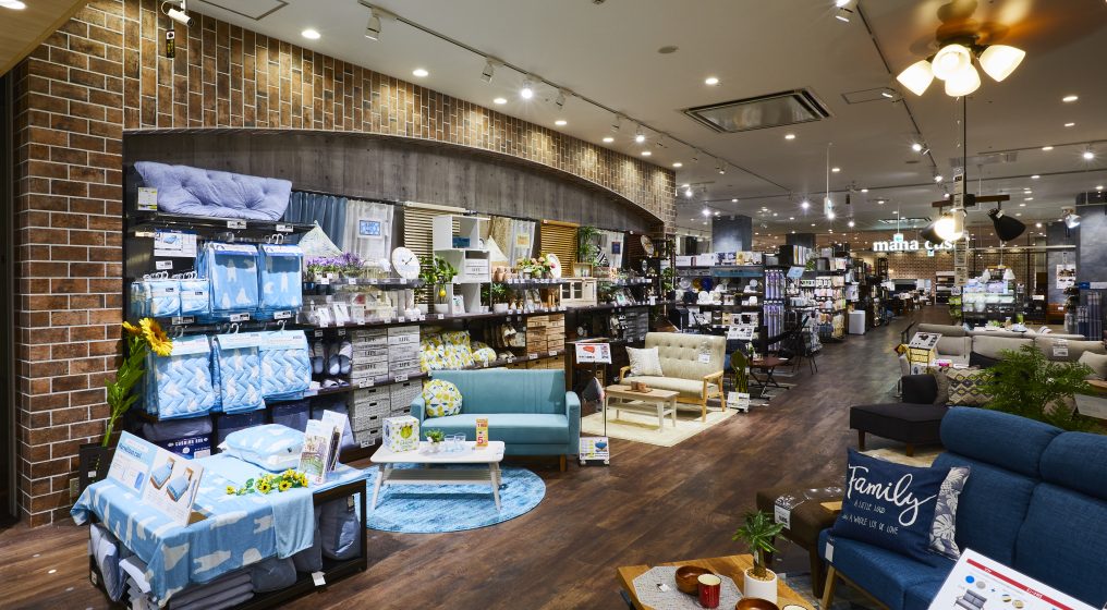マナベインテリアハーツ イオンモール川口店 株式会社バウハウス丸栄 店舗デザイン、店舗設計、店舗内装