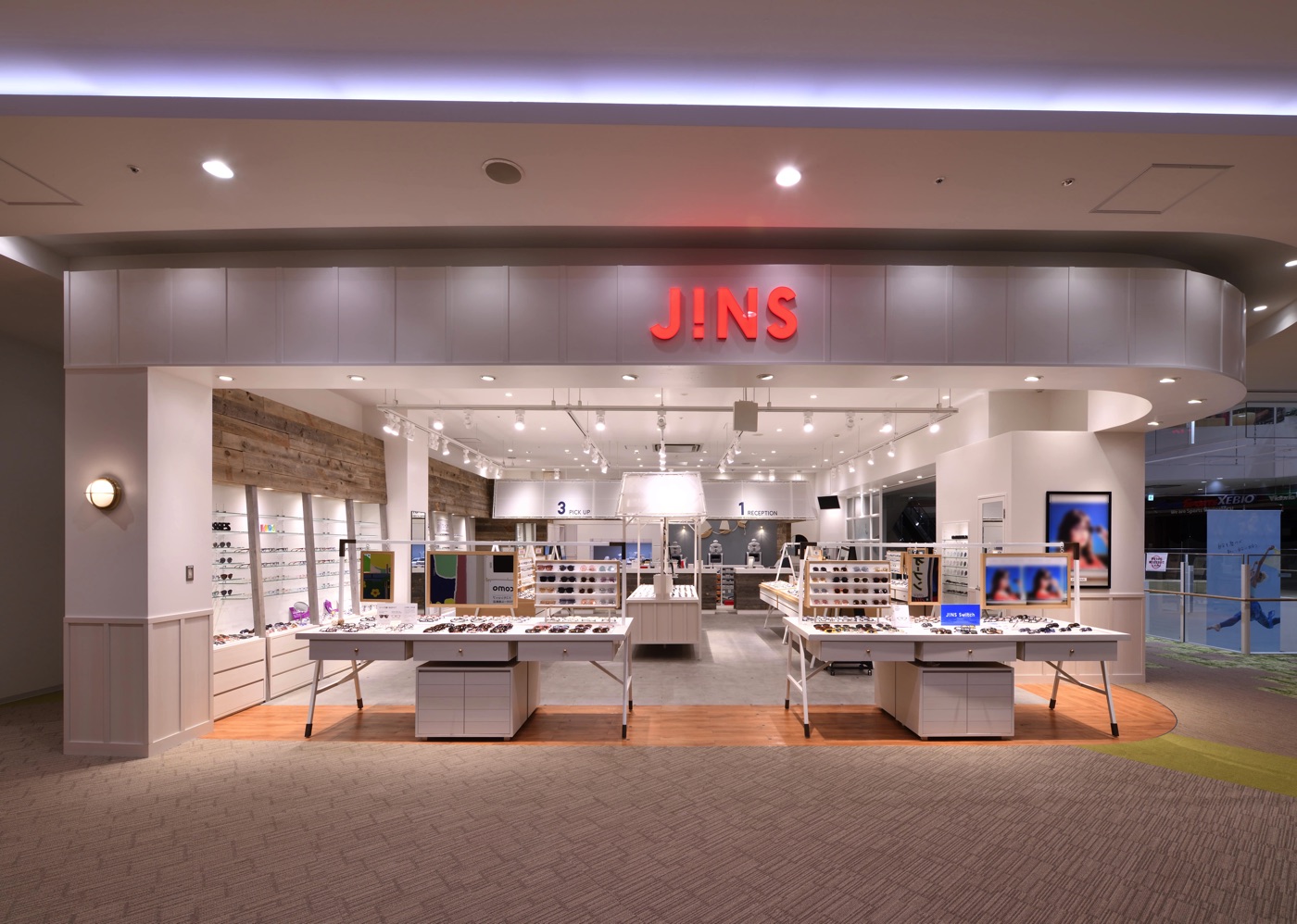 JINSテラスモール湘南 株式会社バウハウス丸栄 店舗デザイン、店舗設計、店舗内装